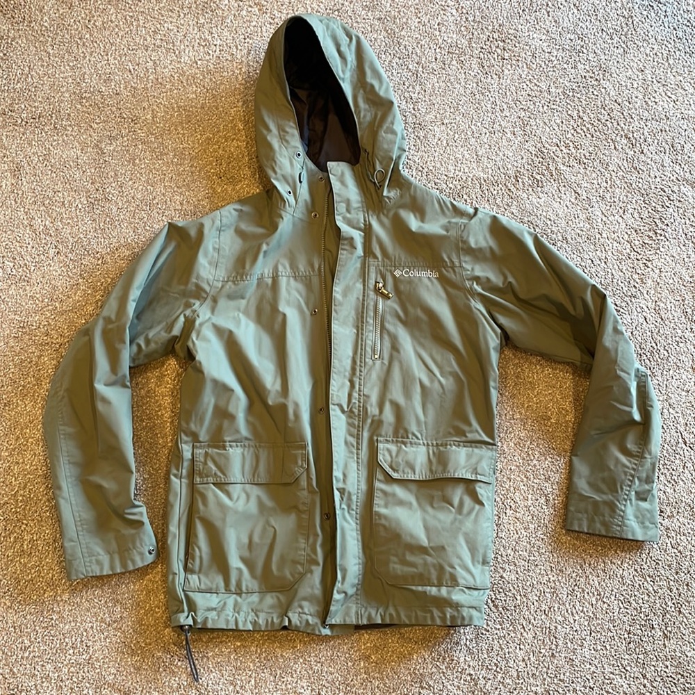 Men’s Columbia Olive Green Rain Jacket - S